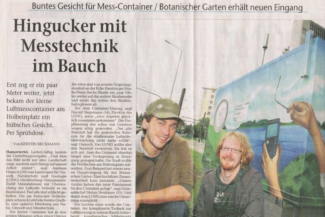 Pressebericht über die Verschönerung eines Mess-Containers im Botanischen Garten. Zeitungsartikel über das Graffiti-Projekt am Mess-Container des Botanischen Gartens, das ihn in einen Hingucker verwandelte.