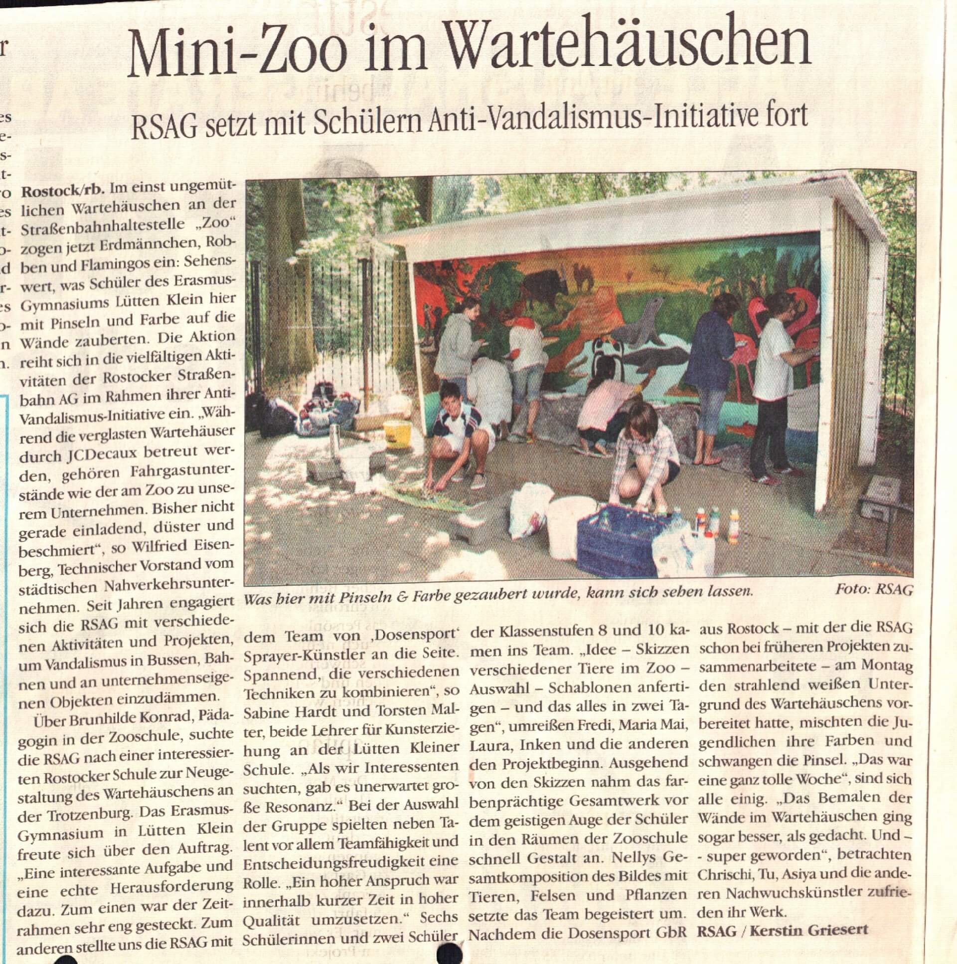 Zeitungsartikel über das Anti-Vandalismus-Projekt der RSAG am Zoo in Rostock. Bericht über die Bemalung eines Wartehäuschens am Zoo durch Schüler und Graffiti-Künstler von Dosensport.